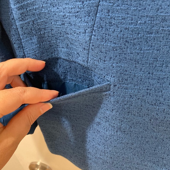 LOFT Blazer, size 6 - Picture 5 of 7